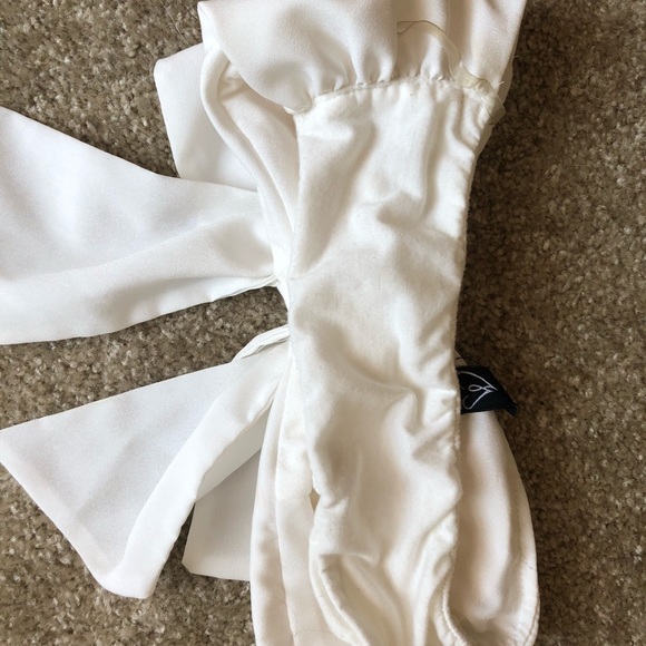 Crop top - Picture 2 of 2